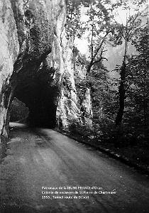 COLO JEUNE FRANCE 1955 tunnel route du Desert (2)